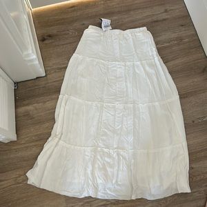 Brandy Melville Maxi Skirt